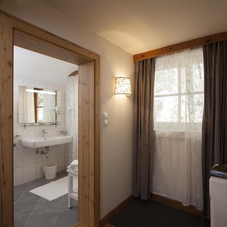 Chalet Dorfbäck - Chalet mit 6 Schlafzimmern und Terrasse - 45