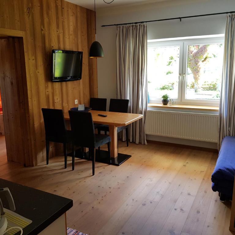 Landhaus Almdorf - Superior Apartment - 1
