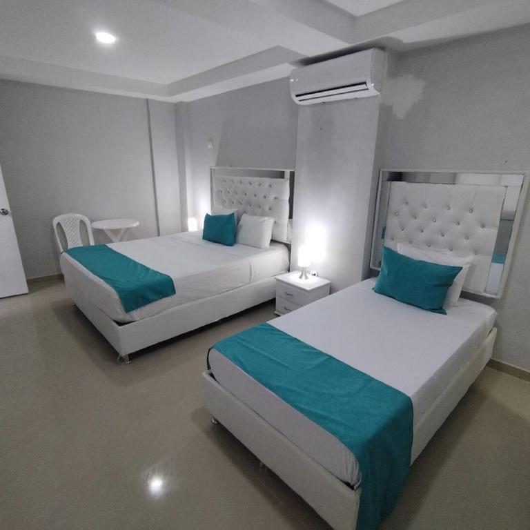 Bm-17 Charming Cartagena Lodge with Shared Pool Terrace - Quadruple Room - 5