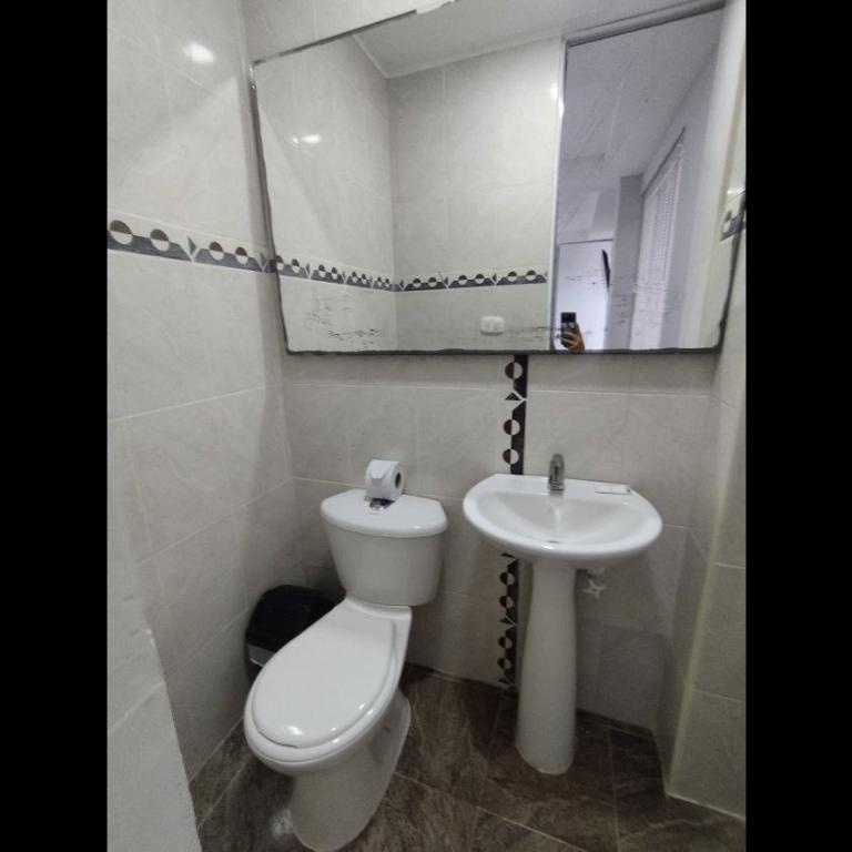 Bm-17 Charming Cartagena Lodge with Shared Pool Terrace - Quadruple Room - 7