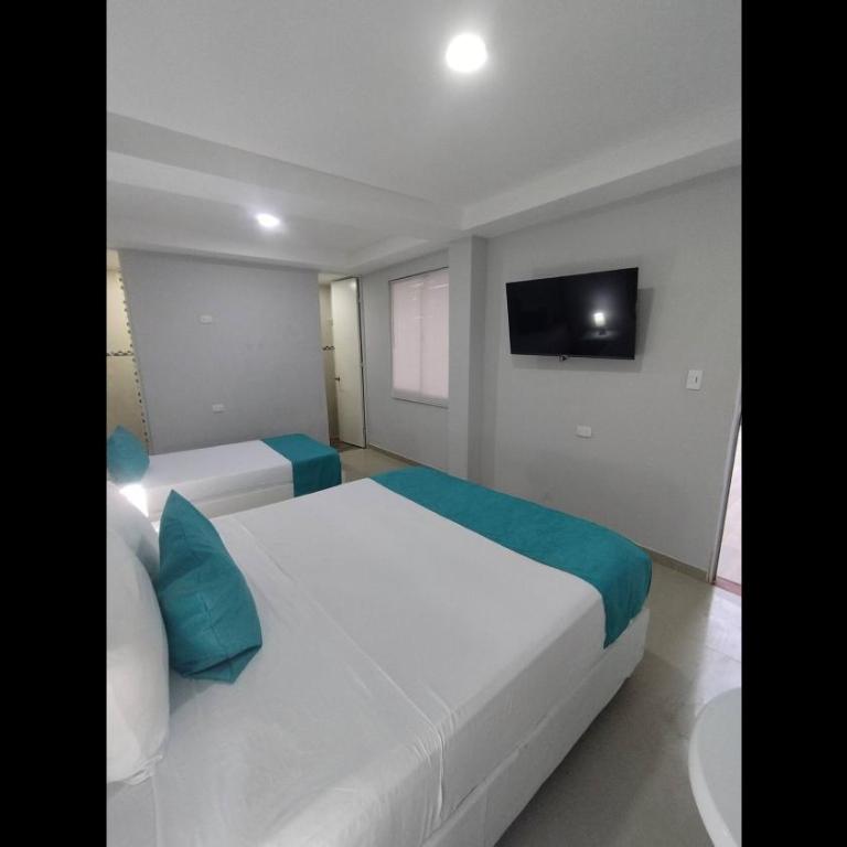 Bm-17 Charming Cartagena Lodge with Shared Pool Terrace - Quadruple Room - 6
