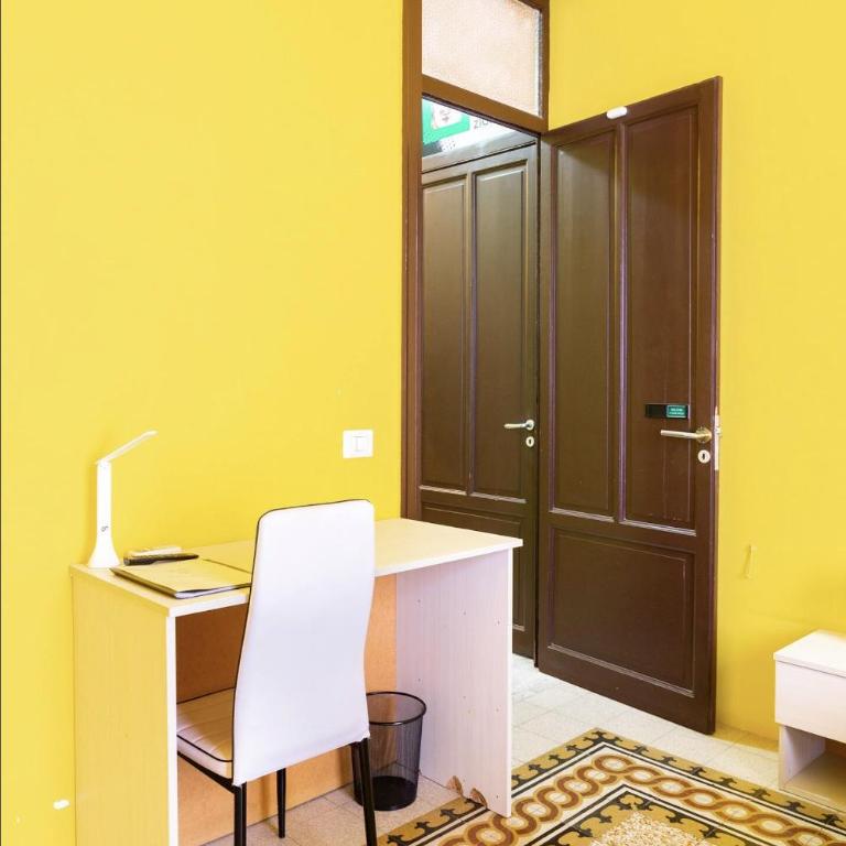 Bohème B&B - Double Room with Shared Bathroom - 4