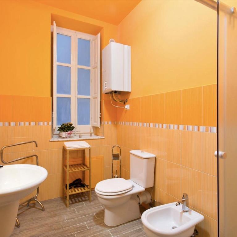 Bohème B&B - Double Room with Shared Bathroom - 22