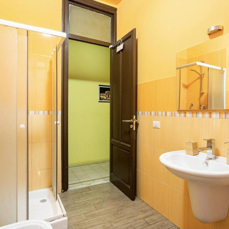 Bohème B&B - Double Room with Shared Bathroom - 20