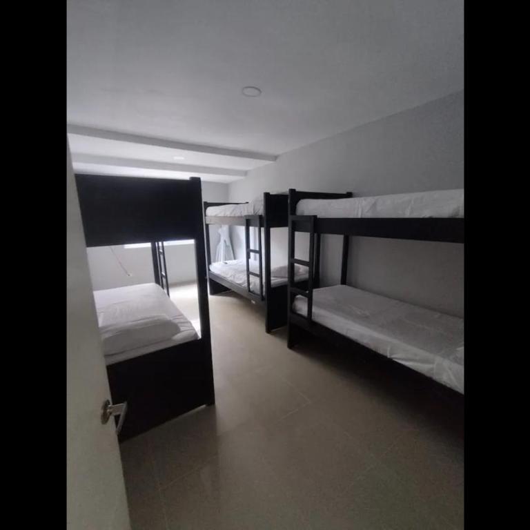 Bm-15 room near the sea with air conditioning and WIFI - Family Room - 3