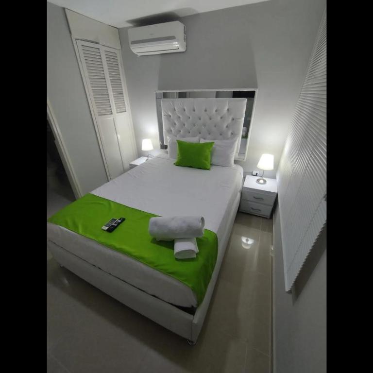 Bm-14G Charming Cartagena Lodge with Shared Pool and Private Terrace - Double or Twin Room - 4