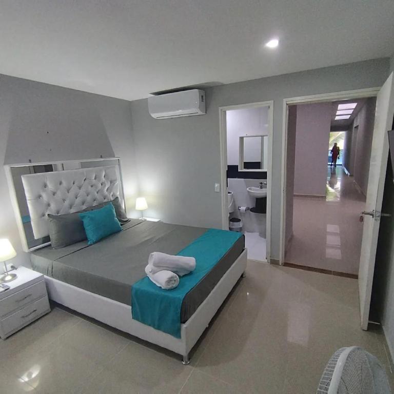 Bm-9 room near the sea with air conditioning and WIFI - Double or Twin Room - 1