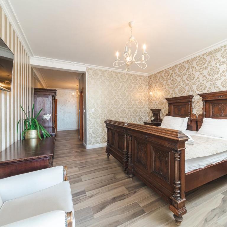 Mali Hotel Porat - Kraljevski Suite sa Izlazom na Terasu i Pogledom na More (24) - 6