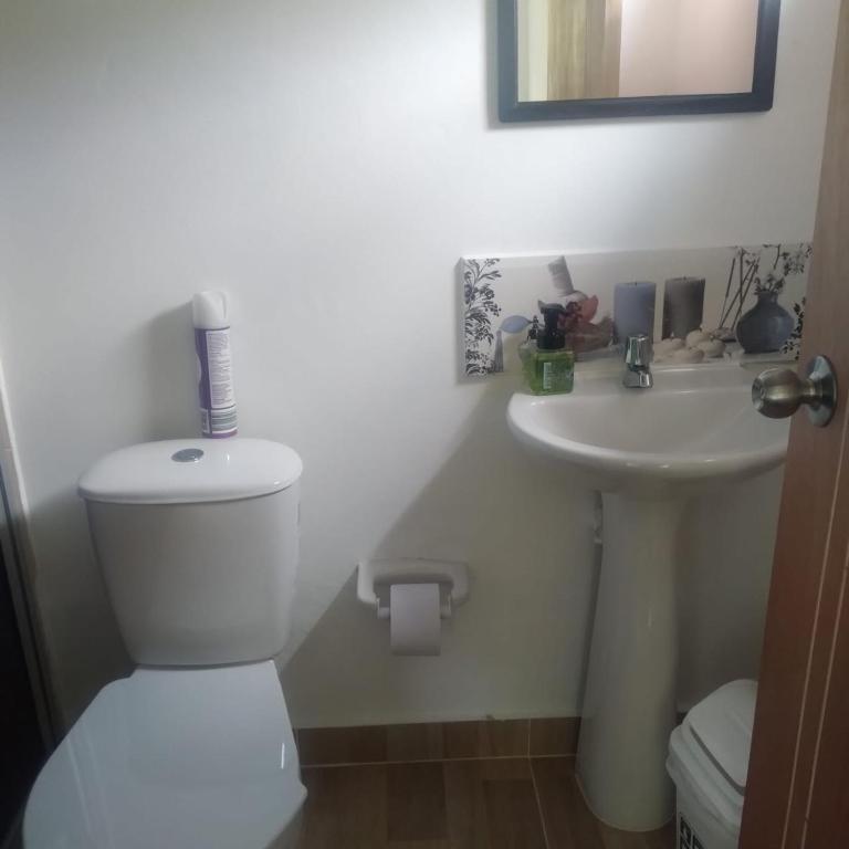 Casa Hotel Castellón - Habitación Doble con baño privado - 1 - 10