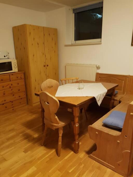 Helles und großzügiges Souterrain Appartement - Apartment - 17