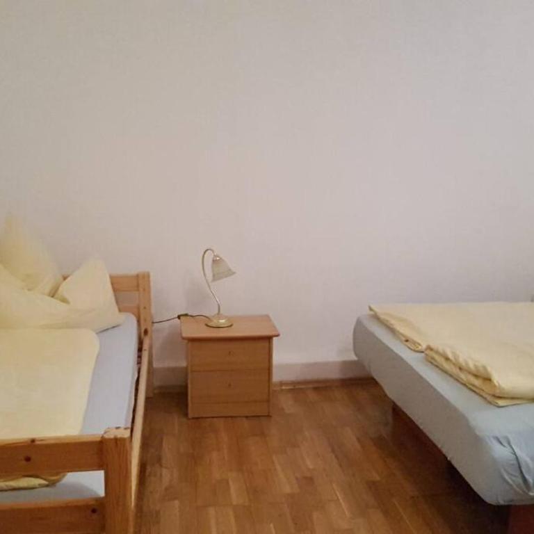 Helles und großzügiges Souterrain Appartement - Apartment - 20