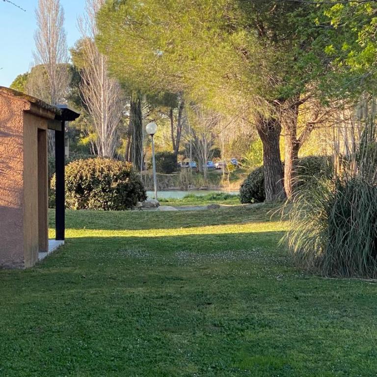 Joli studio Camargue Lou Rouge Arles - Appartement 1 Chambre - 34