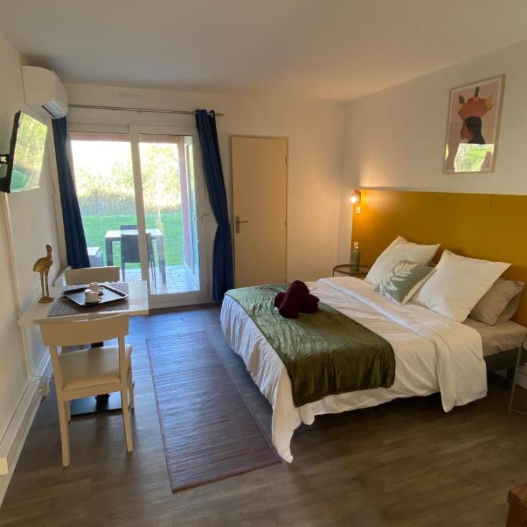 Joli Appartement 27m2 Oasis Provençale en village vacances en Camargue - Appartamento con 1 Camera da Letto - 1