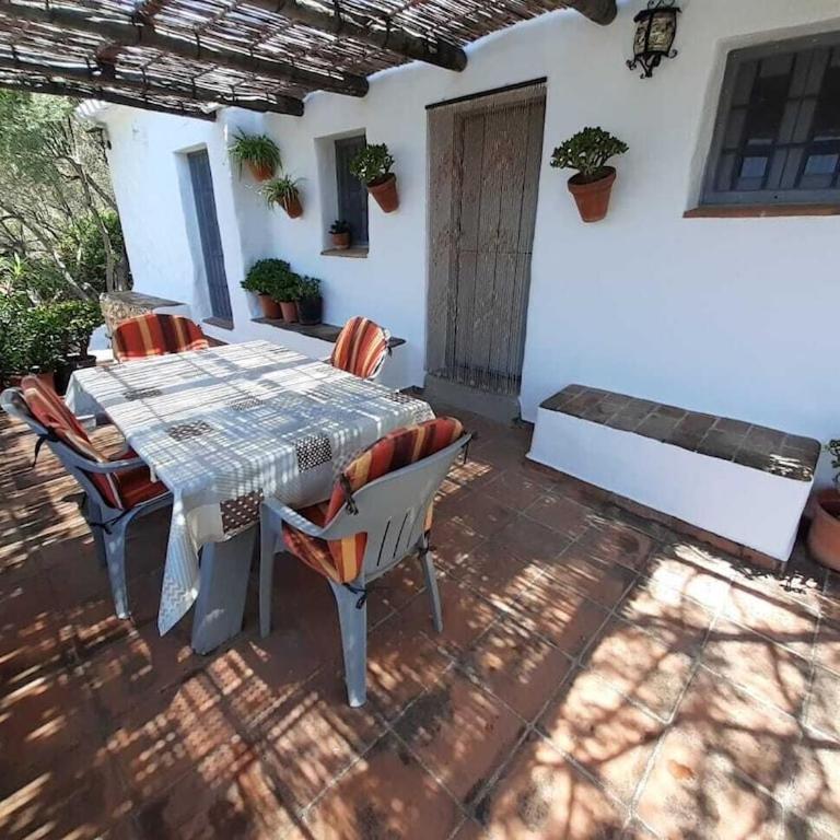 Cortijo Retama, Typical Andalusian Cottage, Romantic & Relax Villa by eastern Costa del Sol, in the countryside near Frigiliana town, at 12 kilometers from the beach - Casa de 2 dormitorios - 45