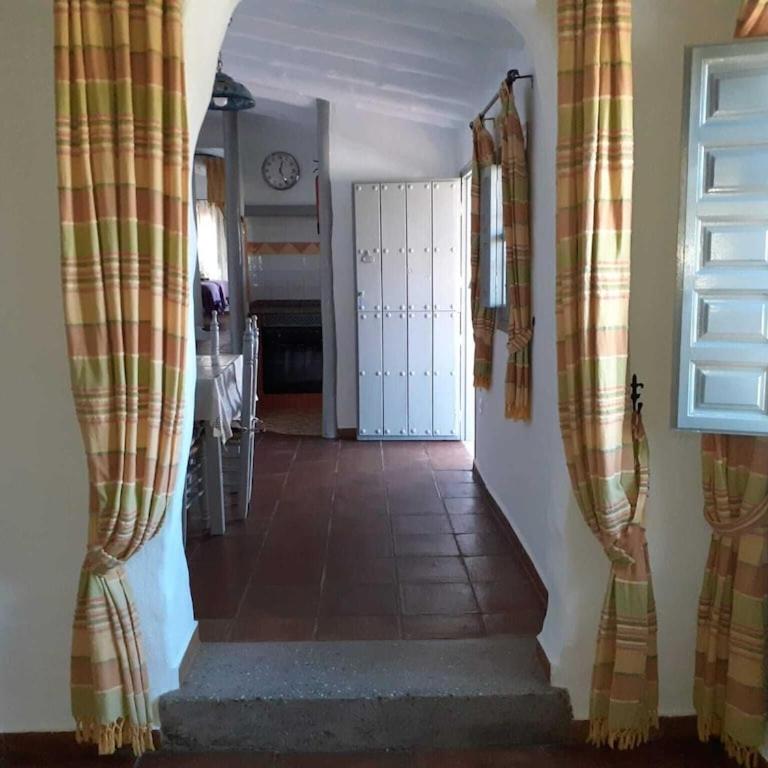 Cortijo Retama, Typical Andalusian Cottage, Romantic & Relax Villa by eastern Costa del Sol, in the countryside near Frigiliana town, at 12 kilometers from the beach - Casa de 2 dormitorios - 17