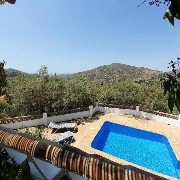 Cortijo Retama, Typical Andalusian Cottage, Romantic & Relax Villa by eastern Costa del Sol, in the countryside near Frigiliana town, at 12 kilometers from the beach - Casa de 2 dormitorios - 48