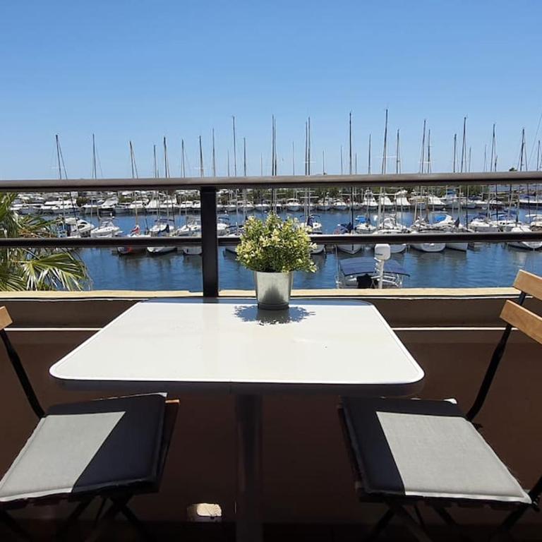 Au bord de l'eau, Profitez d'un moment de calme ! - Appartement 1 Chambre - 1