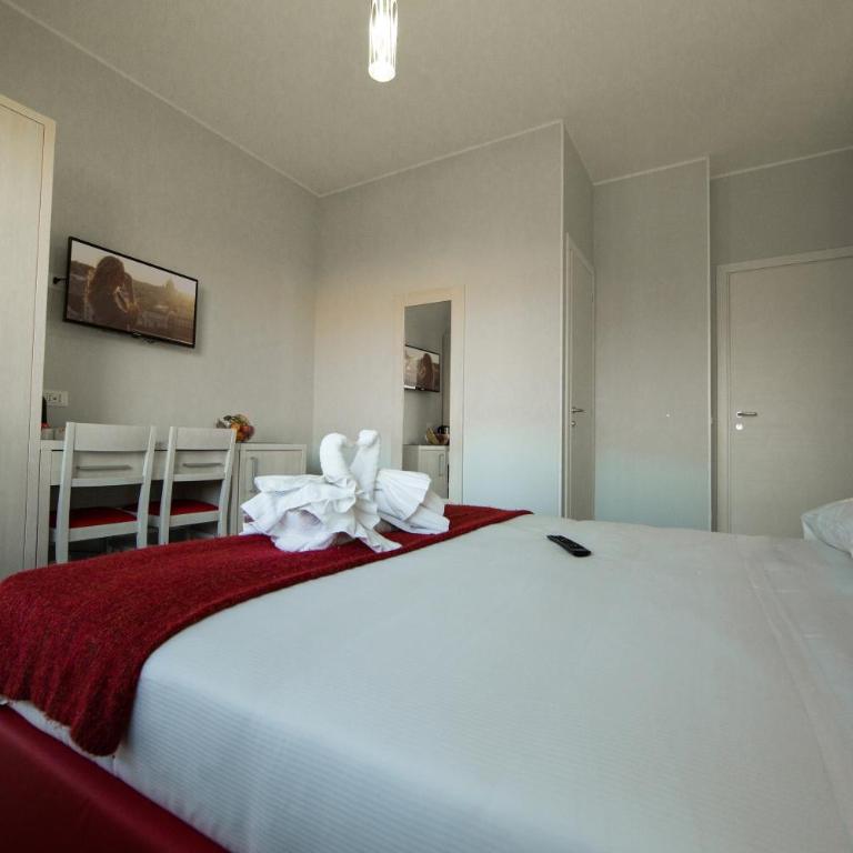 Love of Rome - Standard Double or Twin Room - 9