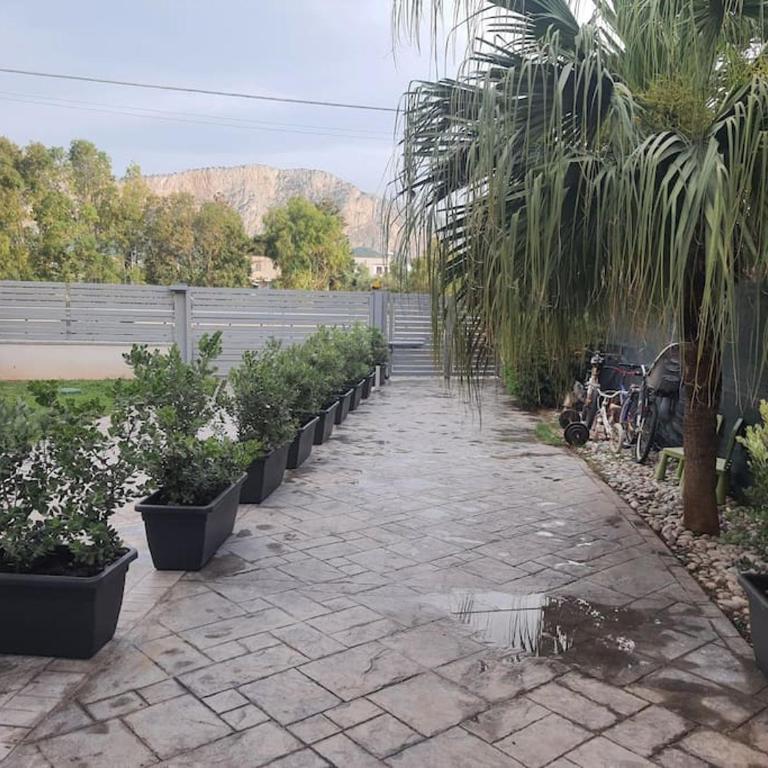 Casa Poseidonia - intero alloggio in riva al mare - Two-Bedroom House - 14