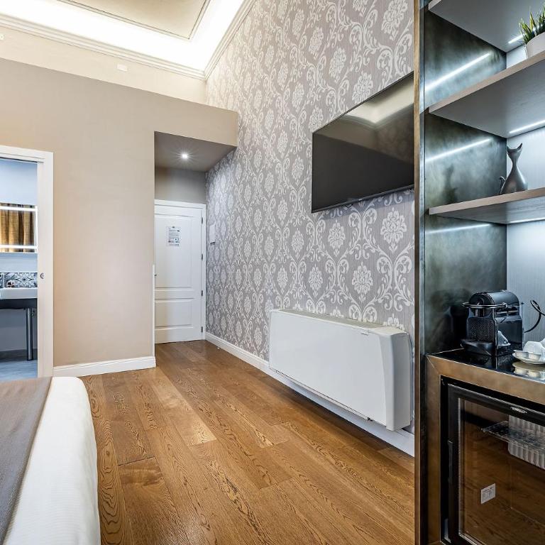 Martelli 6 Suite & Apartments - Camera King Superior - 10