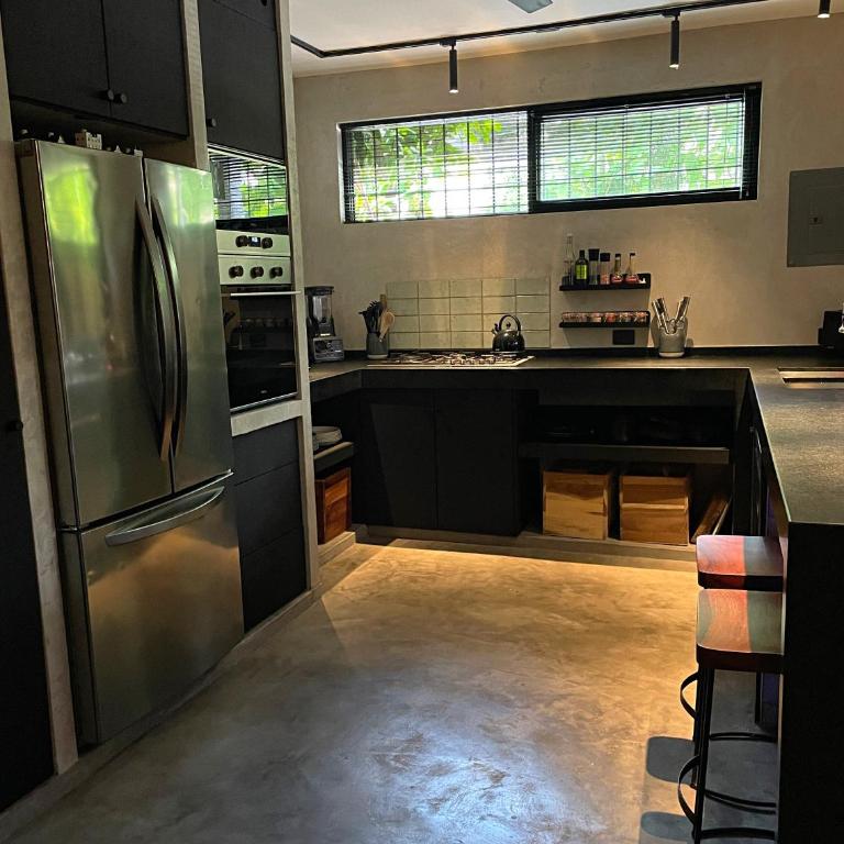 LOTE4 - LGBTQ Studios - One-Bedroom Apartment - 7