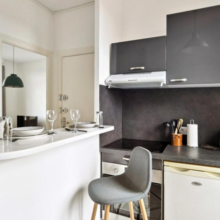 Cœur Historique Appartement Lumineux - Appartement 1 Chambre - 10