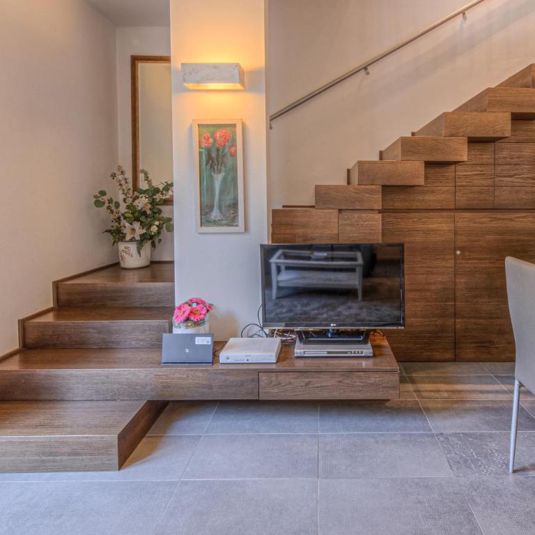 VILLA TORETTI Centro, Relax e Parcheggio Privato - Appartamento con 3 Camere da Letto - 17
