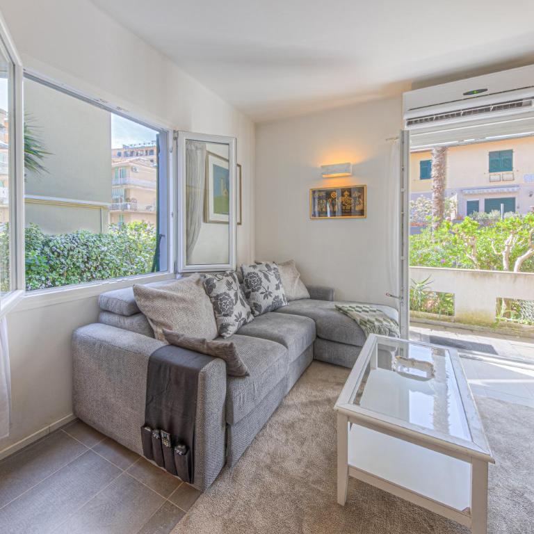 VILLA TORETTI Centro, Relax e Parcheggio Privato - Appartamento con 3 Camere da Letto - 13