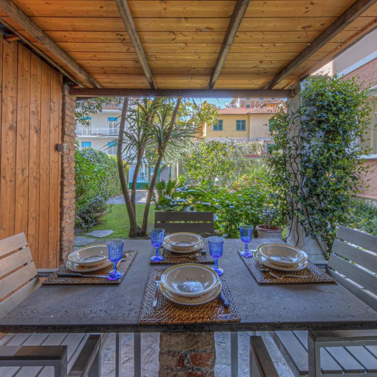 VILLA TORETTI Centro, Relax e Parcheggio Privato - Appartamento con 3 Camere da Letto - 7