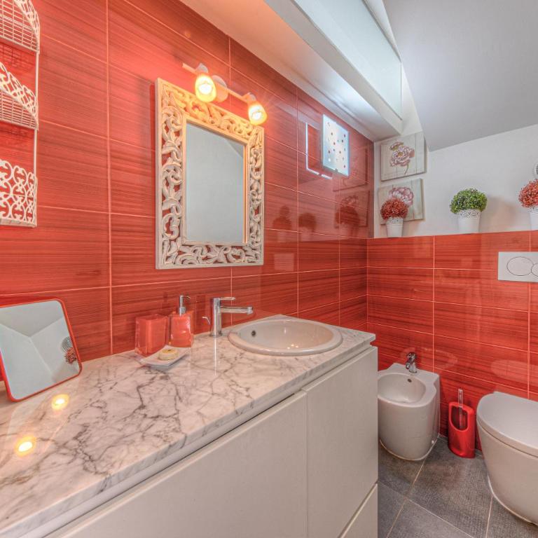 VILLA TORETTI Centro, Relax e Parcheggio Privato - Appartamento con 3 Camere da Letto - 6