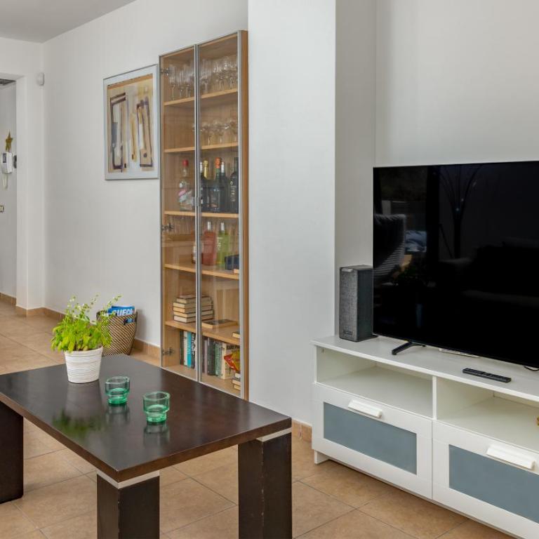 Sea Sun Apt in Mijas by Costarentals - Ref 204 - Apartamento de 3 dormitorios - 4