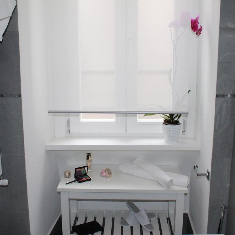 Elenoire Rooms & Suite - Camera Superior Matrimoniale/Doppia con Letti Singoli - 10