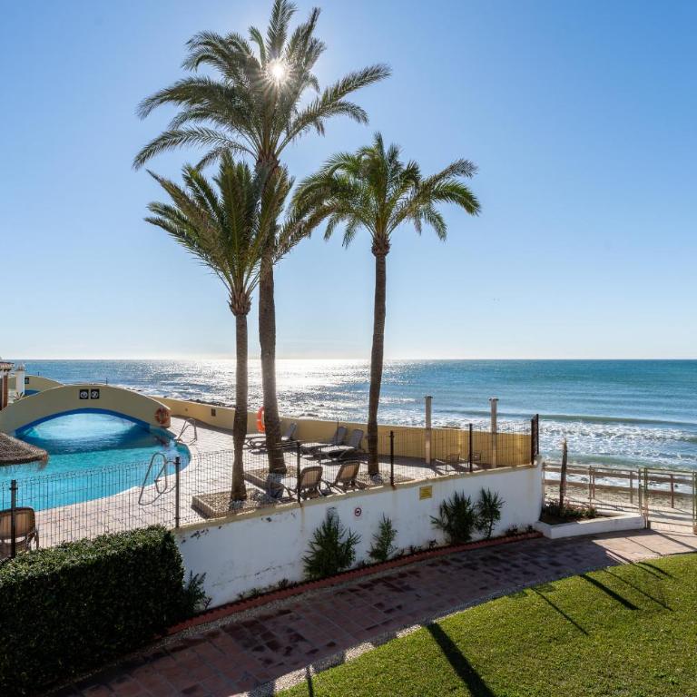 Beach house with direct access to Calahonda Beach and open sea views CS183 - Casa de 2 dormitorios - 28