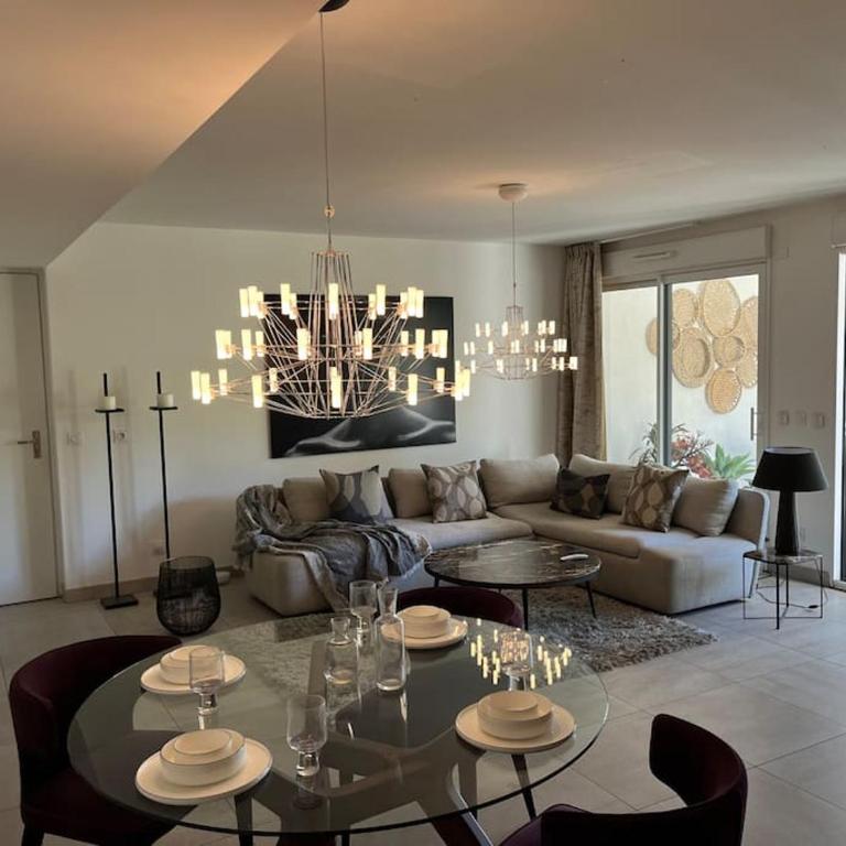 Horizon Bay - Pool - Fitness Room - Terrace - Appartement 2 Chambres - 1