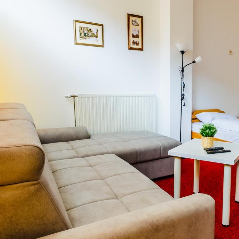 Apartmani i sobe Castra - Apartman - Prizemlje - 7