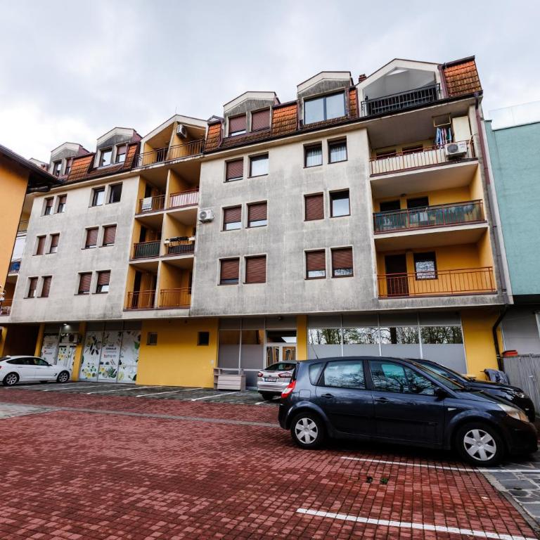Apartmani i sobe Castra - Apartman - Prizemlje - 2