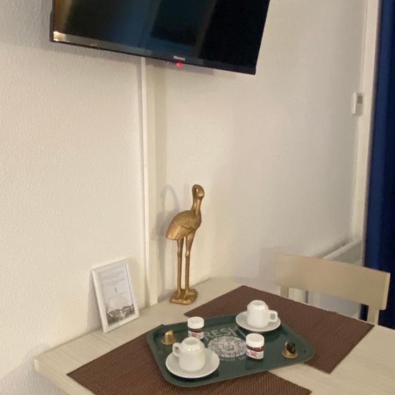 Joli Appartement 27m2 Oasis Provençale en village vacances en Camargue - Appartamento con 1 Camera da Letto - 40