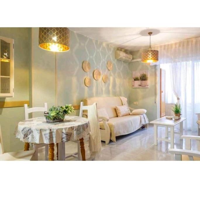 Pink Catia coqueto piso playa del cura - One-Bedroom Apartment - 10