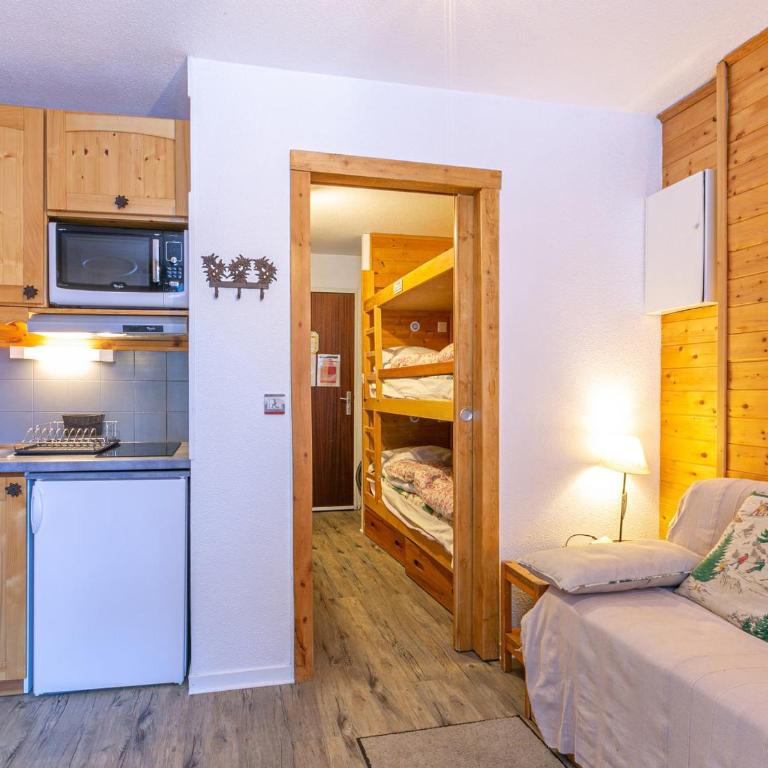 Studio cosy skis aux pieds, terrasse, proche village, animaux admis - Studio - 8