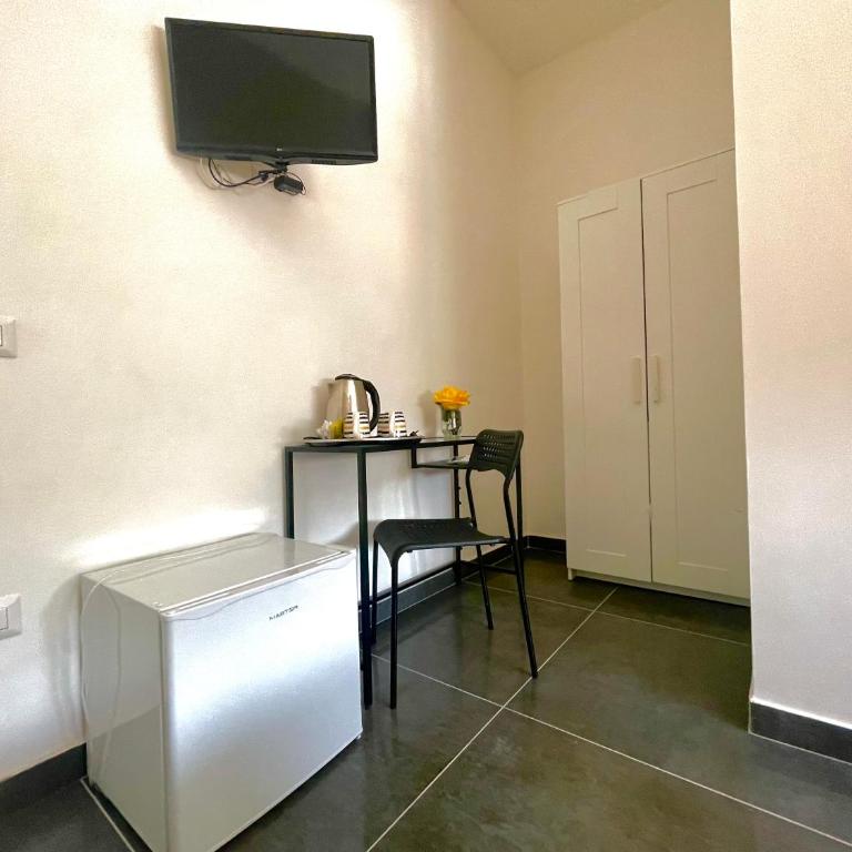B&B La Fenice - Camera Matrimoniale con Bagno Privato - 12