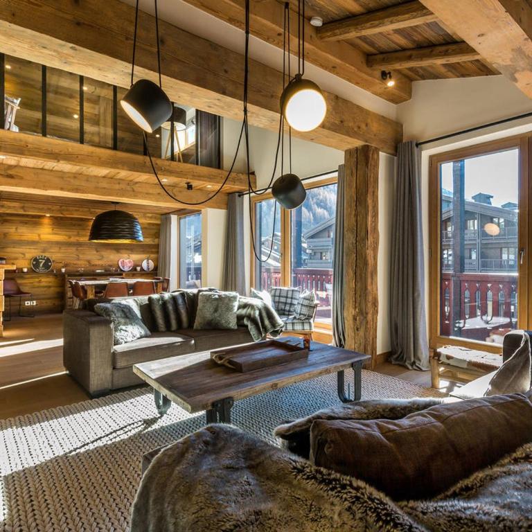 Chalet de luxe 5 pièces avec cheminée et conciergerie à Val-d'Isère - FR-1-694-23 - Appartement - 1