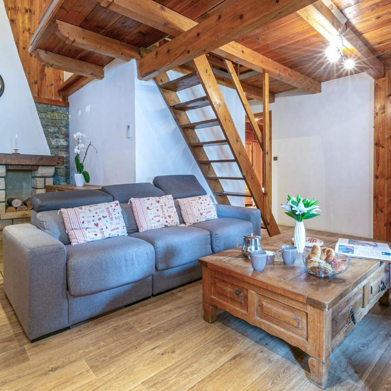 Charmant Appartement Montagnard au Coeur du Vieux Village, aux Pieds des Pistes de Val-d'Isère - FR-1-694-77 - Apartment - 16