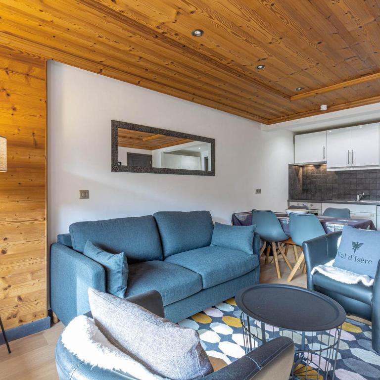 Appartement élégant à Val-d'Isère avec balcon, parking, wifi - FR-1-694-270 - Appartement - 8