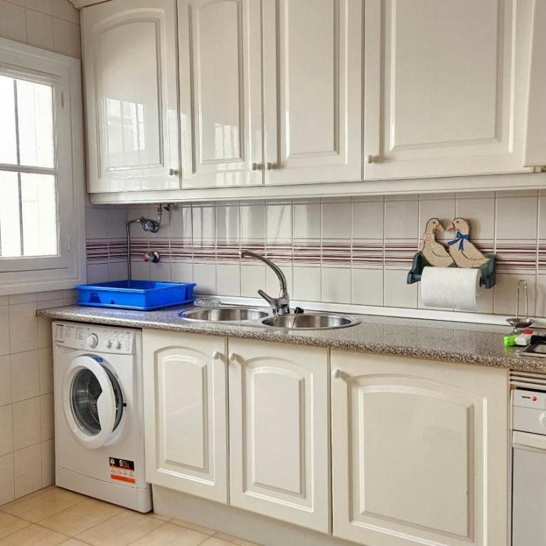 CASA BLANCA-Parking gratis - Apartamento de 3 dormitorios - 40