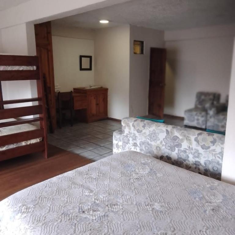 Hospedaje Familiar - Suite Familiar - 2