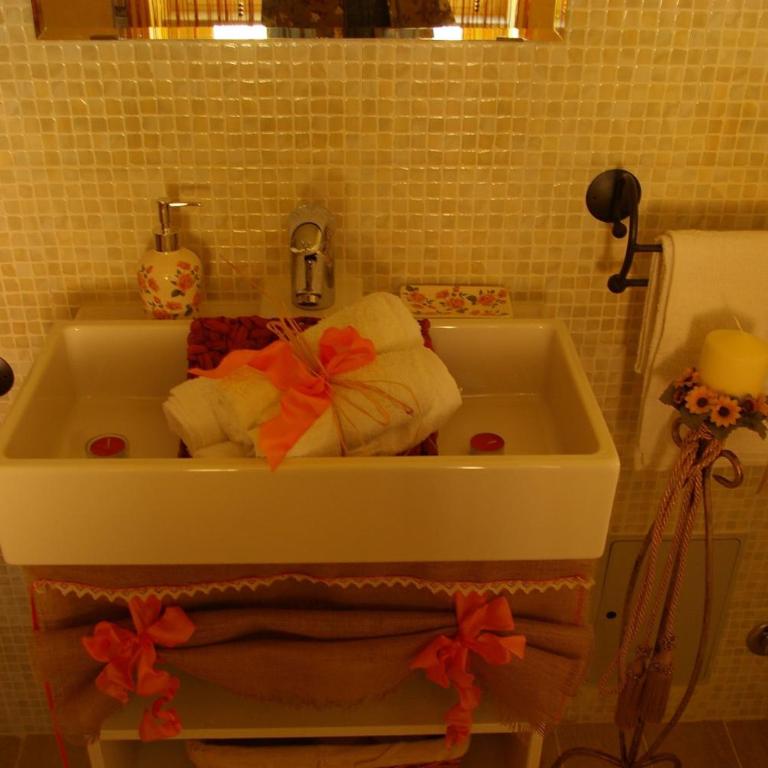 Serapo Bed and Breakfast - Camera Matrimoniale con Bagno Privato - 4