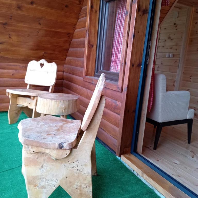 Chalet Hill Zabljak - Cottage with Mountain View - 35