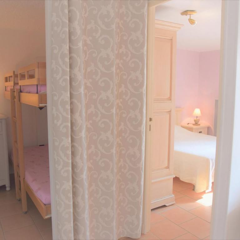 Gîte LES PINS climatisé piscine jardin parking - Maison 2 Chambres - 21