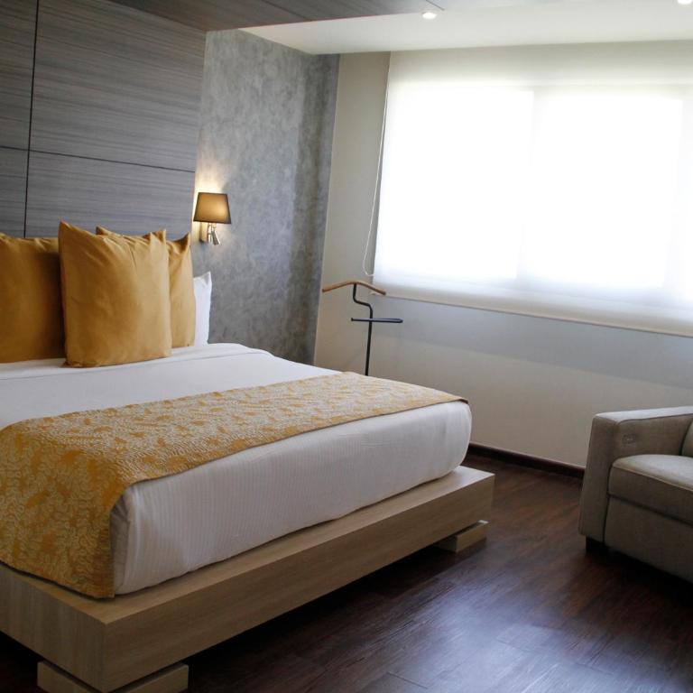 Hotel Riazor Aeropuerto - Suite con cama extragrande - 5