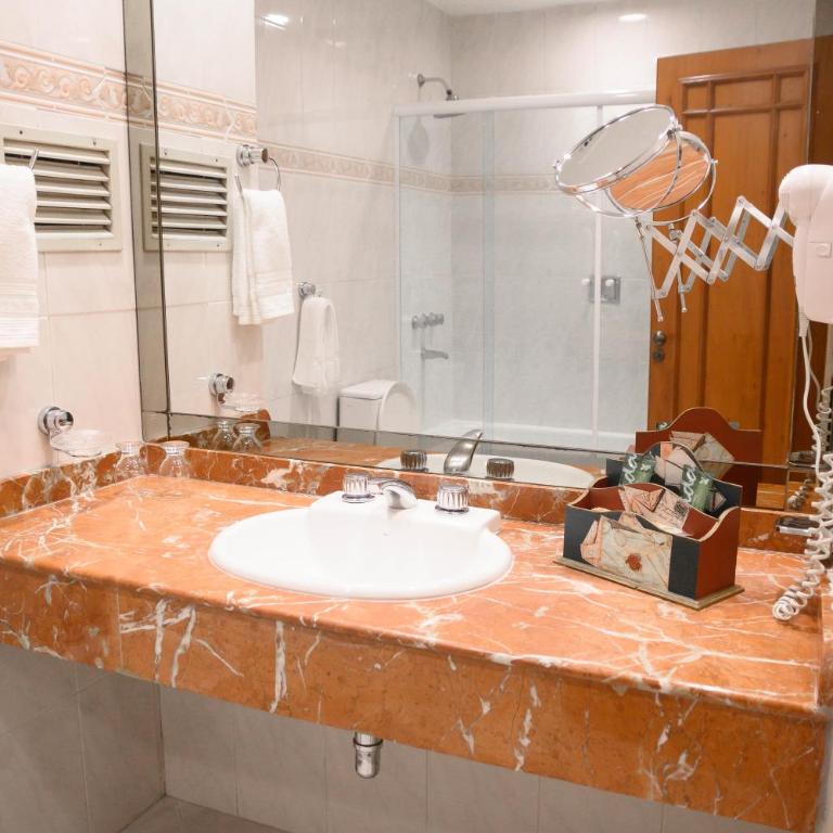 Granados Park Hotel - Habitación Estándar - Cama extragrande - 5